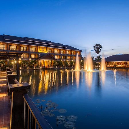 Prakhon Chai Hotel De L'Amour Sha Plus מראה חיצוני תמונה