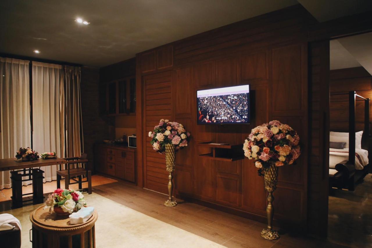 Prakhon Chai Hotel De L'Amour Sha Plus מראה חיצוני תמונה